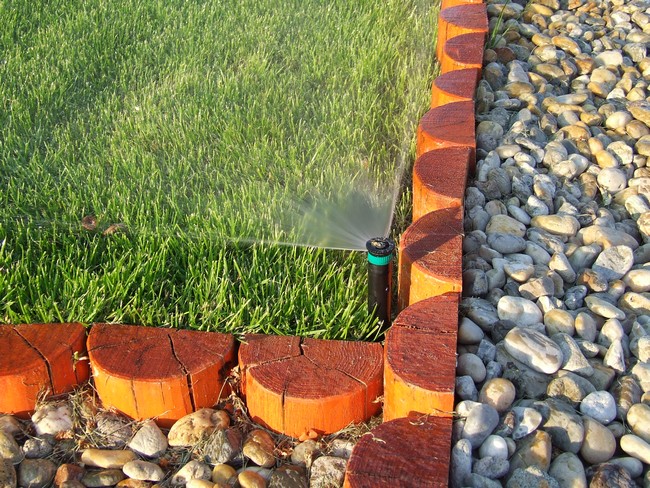 A sarkok öntözése is megoldott ontozes_spray_szorofejjel3.JPG